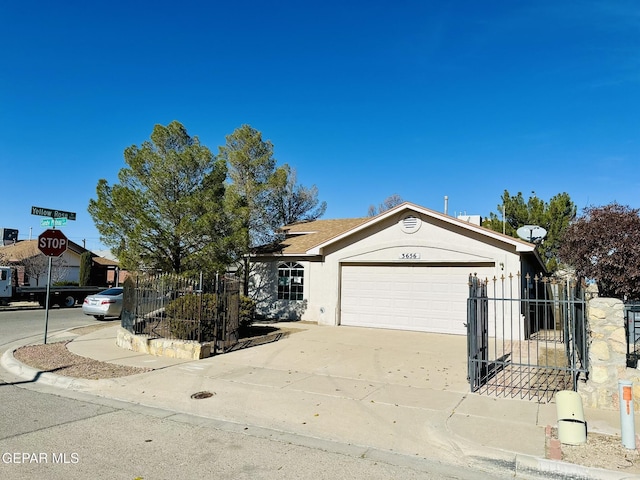 view of front facade with a garage