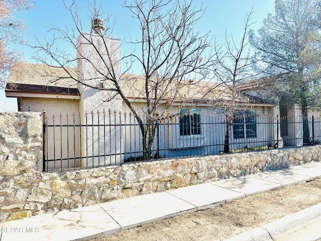 view of front of house