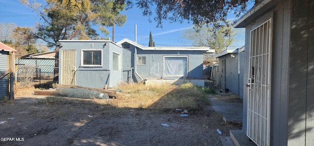 6045 Tampa Ave, El Paso, TX 79905 - photo 2