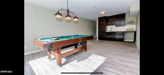 recreation room featuring light hardwood / wood-style flooring and pool table