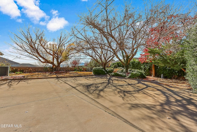 view of patio / terrace featuring a mountain view