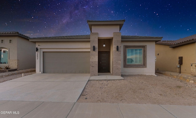 view of front of house featuring a garage