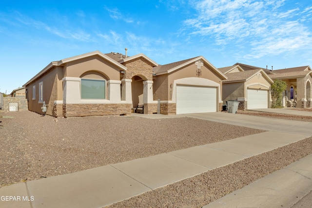 view of front facade featuring a garage