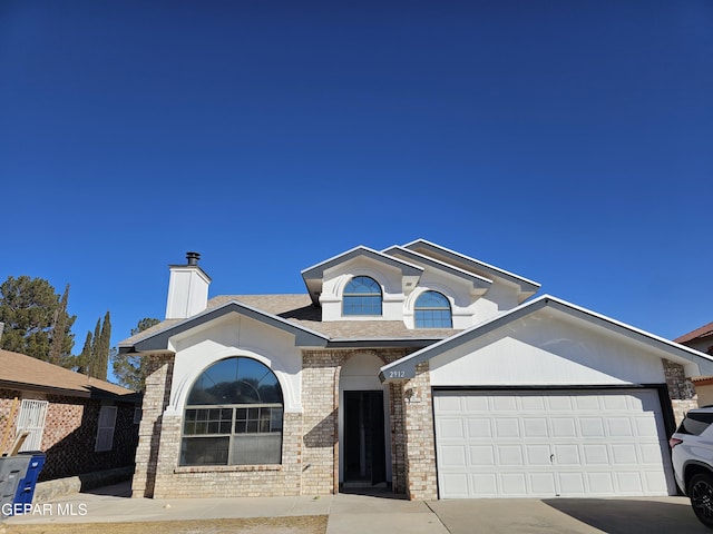 view of front facade featuring a garage