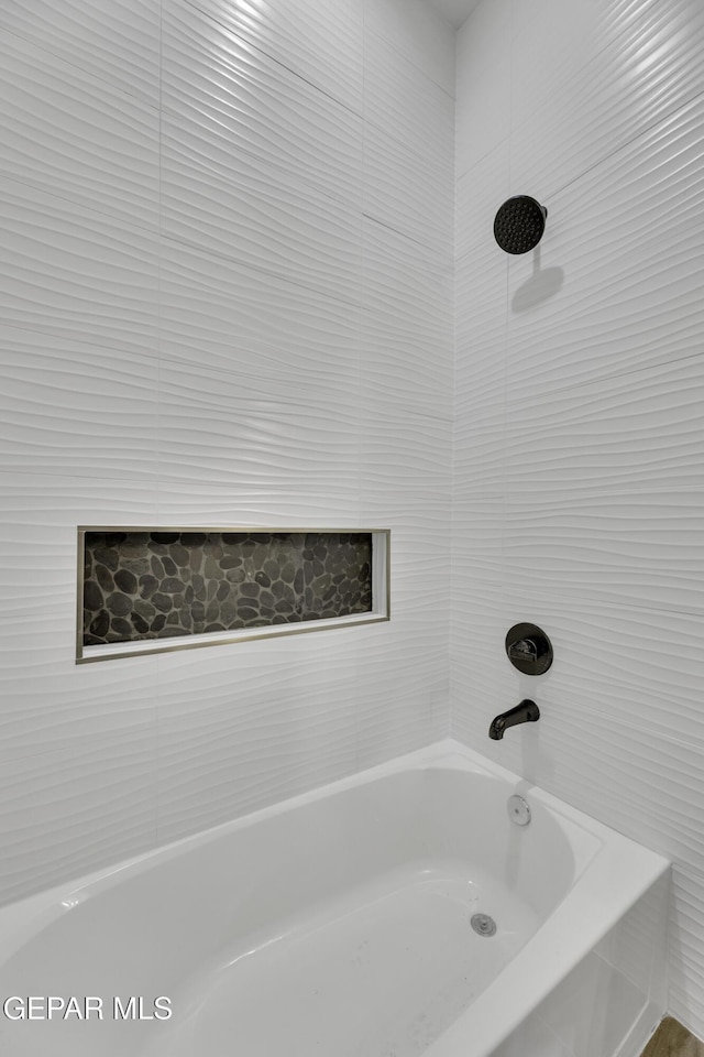 1762 Green Valley St, El Paso, TX 79928 - full bath with shower / tub combination