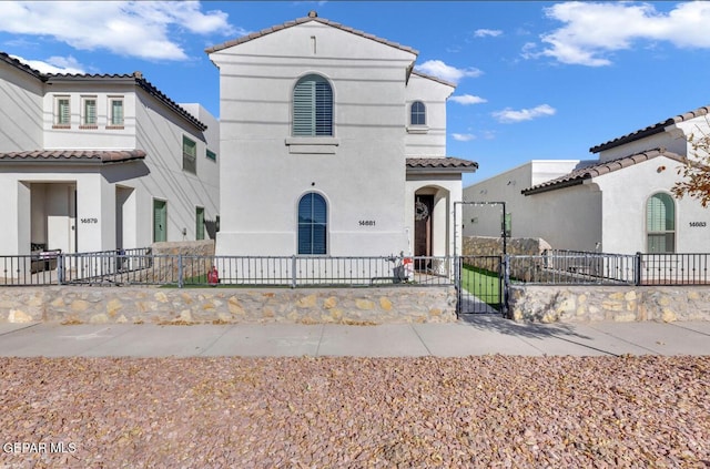 view of mediterranean / spanish-style home