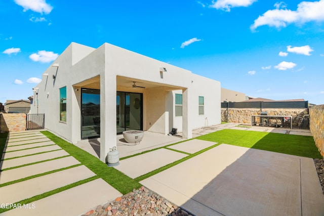 13736 Newton Ct, Horizon City, TX 79928 - photo 40
