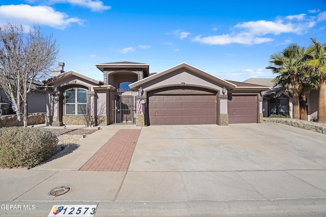 view of front of home featuring a garage