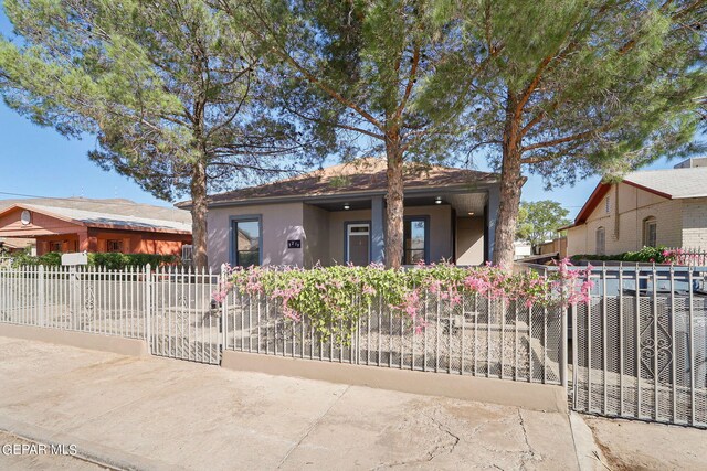 3219 E Missouri Ave, El Paso, TX 79903 - photo 2