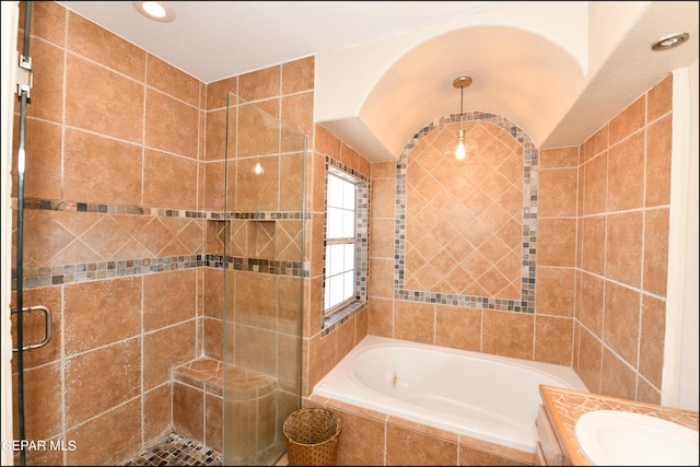 550 Shadow Willow Dr, El Paso, TX 79922 - bathroom with vanity and independent shower and bath