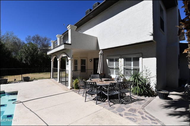 550 Shadow Willow Dr, El Paso, TX 79922 - view of patio featuring a fenced in pool