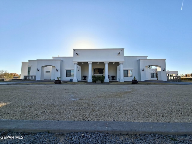 view of front of house featuring covered porch