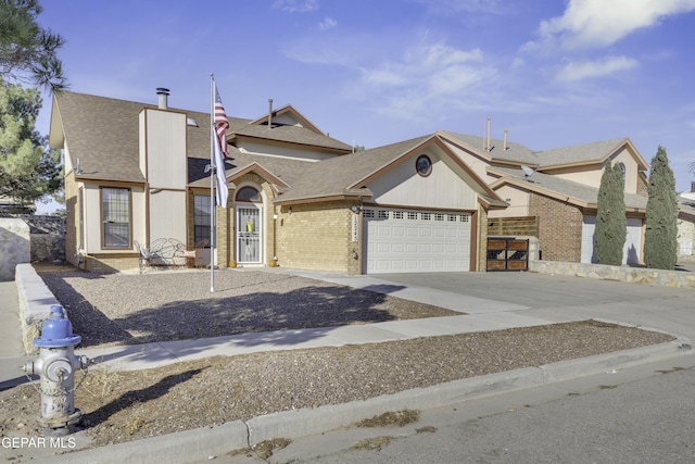 view of front facade with a garage