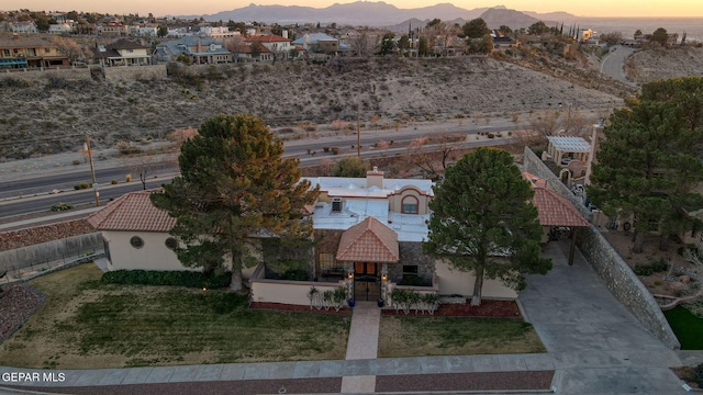 view of aerial view at dusk