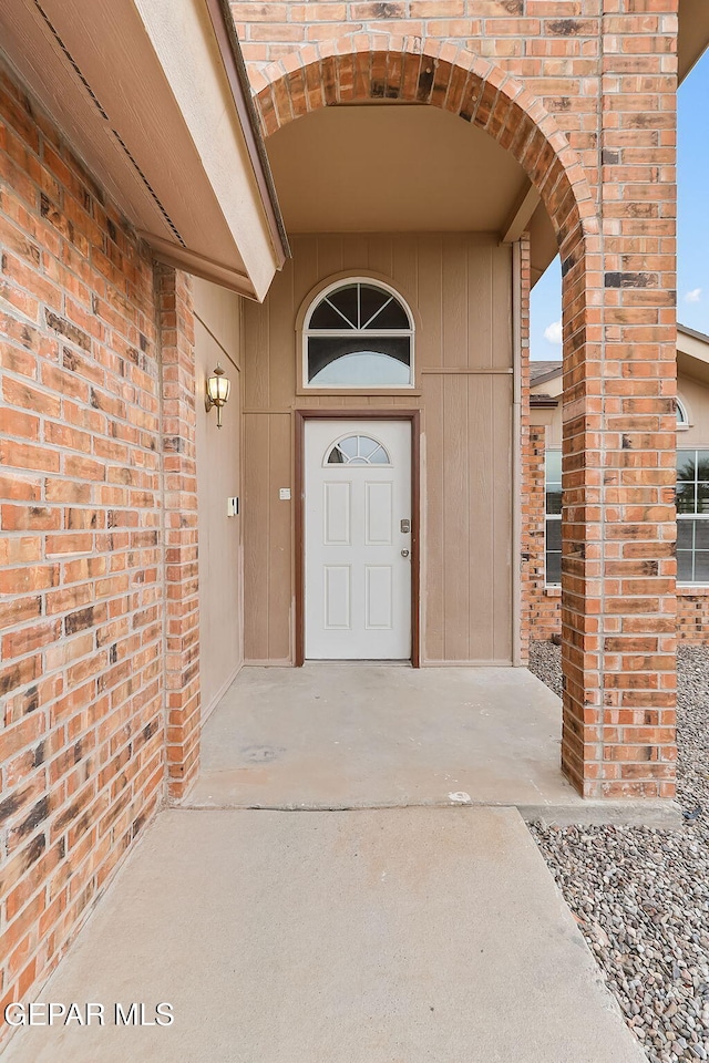 view of entrance to property