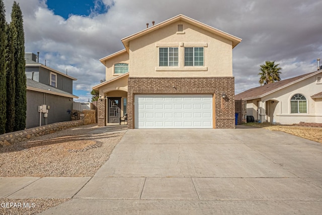 view of front property featuring a garage