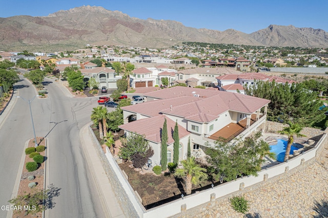 bird's eye view featuring a mountain view