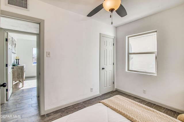 unfurnished room featuring ceiling fan