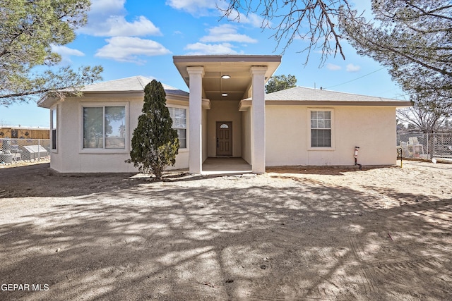 view of front of property