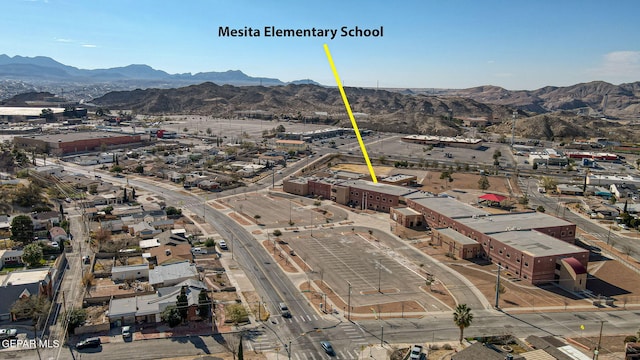 bird's eye view with a mountain view