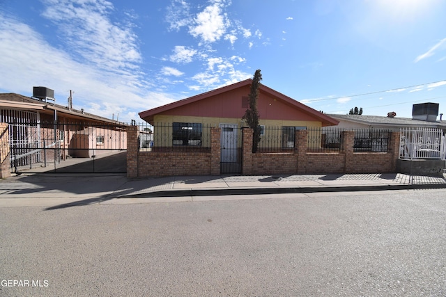 view of front of property