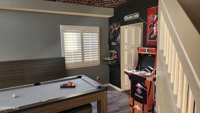 playroom featuring billiards and hardwood / wood-style flooring