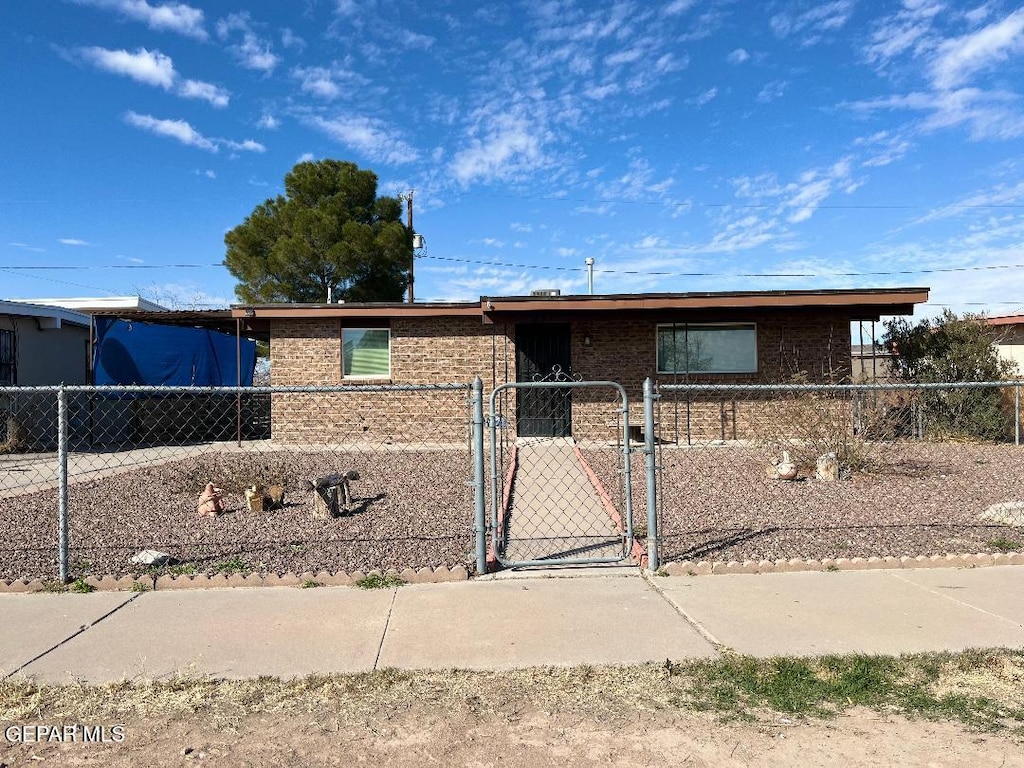 view of front of home