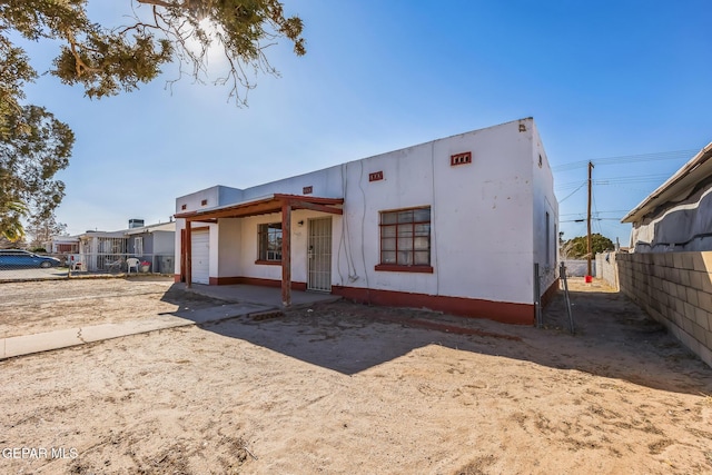 view of front of property