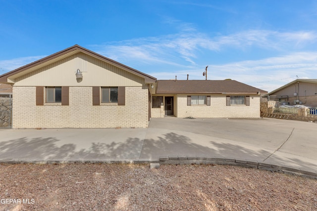 view of front of property featuring a patio