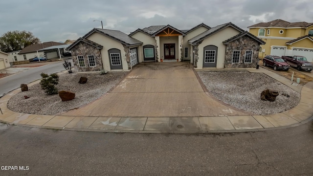 view of front facade with a garage