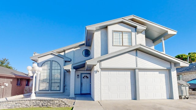 view of front facade with a garage