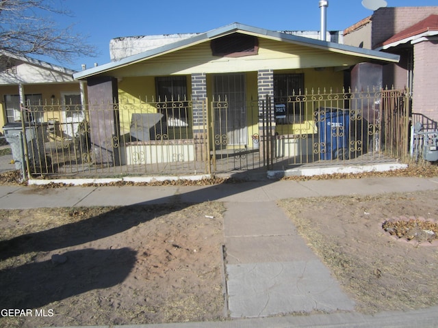 view of front of house