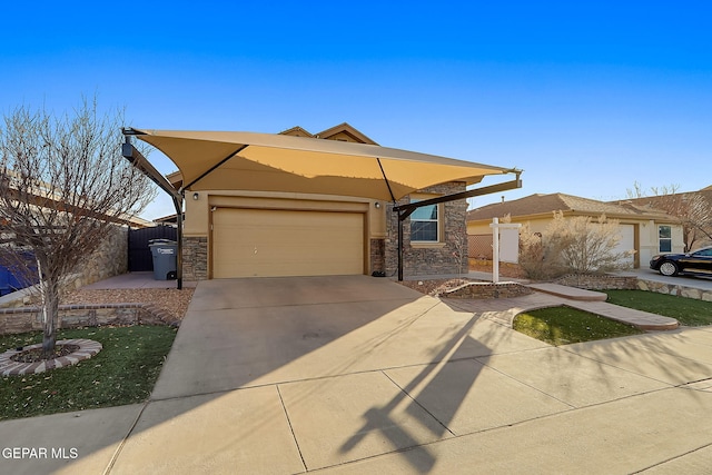 view of front facade featuring a garage