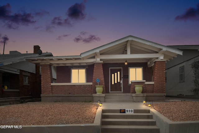 view of front of house featuring a porch