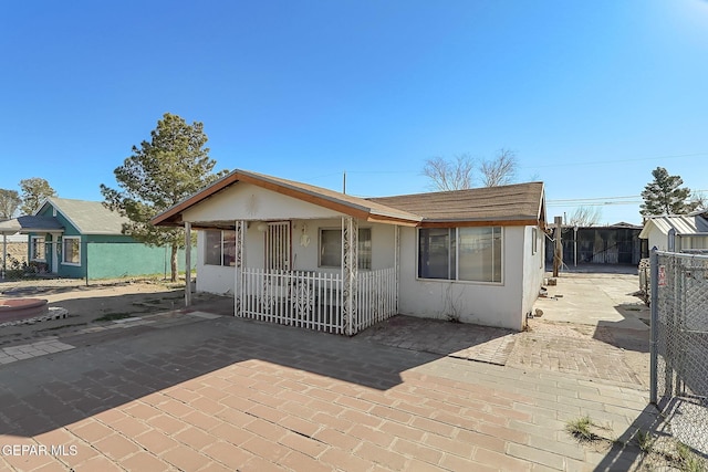 view of front of property