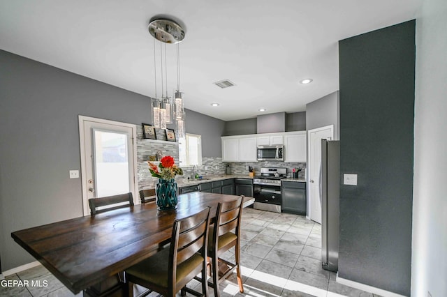 1009 Earthstar Pl, El Paso, TX 79928 - dining space with visible vents