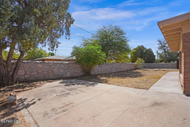 view of patio with a fenced backyard