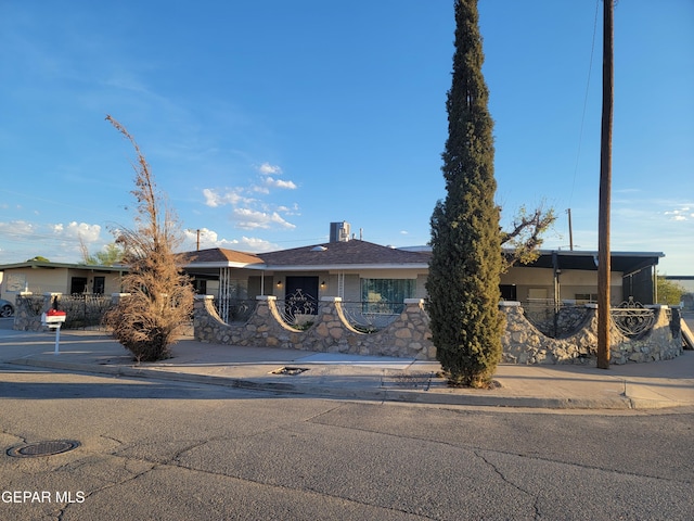 view of front of home