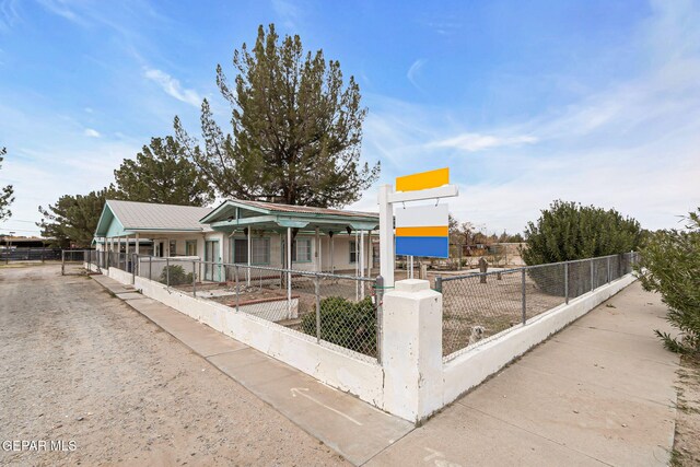 5047 Conley Rd, El Paso, TX 79932 - view of front of home