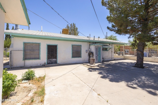5047 Conley Rd, El Paso, TX 79932 - rear view of house featuring a patio