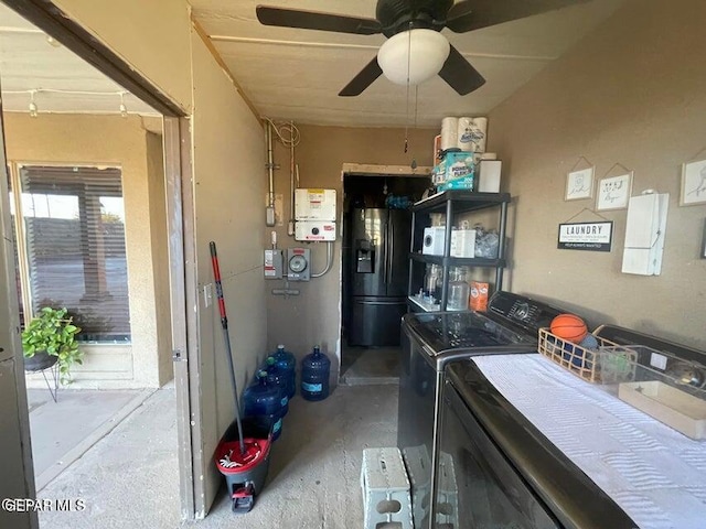 interior space featuring ceiling fan and washing machine and clothes dryer