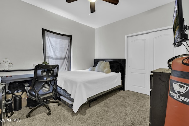 bedroom with carpet floors and ceiling fan