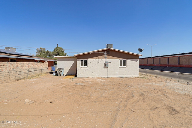 241 Mango Rd, El Paso, TX 79915 - back of property with fence