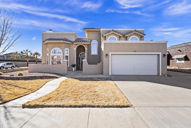 view of front facade featuring a garage