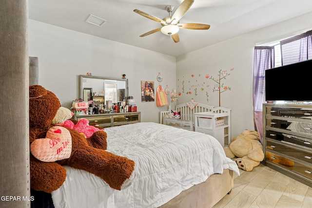 bedroom featuring ceiling fan