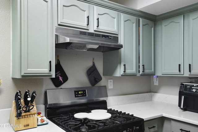 kitchen featuring gas stove