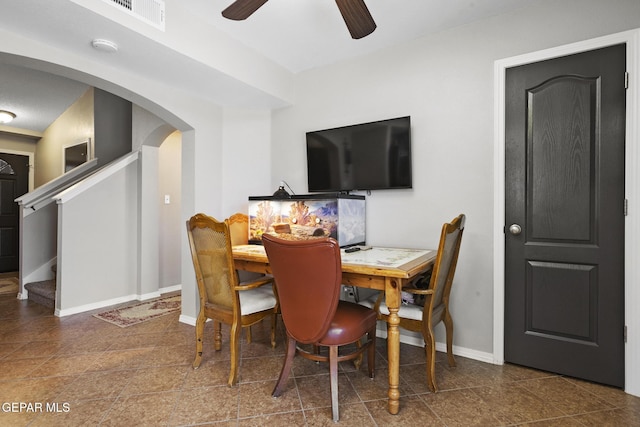 dining room with ceiling fan