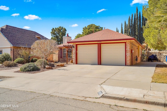 view of front facade with a garage