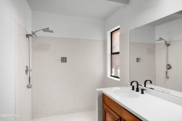 11204 Bob Mitchell Dr, El Paso, TX 79936 - bathroom featuring vanity and tiled shower