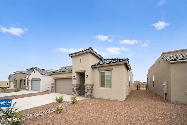 913 Summer Lake St, El Paso, TX 79928 - photo 2